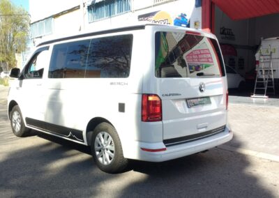 VOLKSWAGEN TRANSPORTER CALIFORNIA