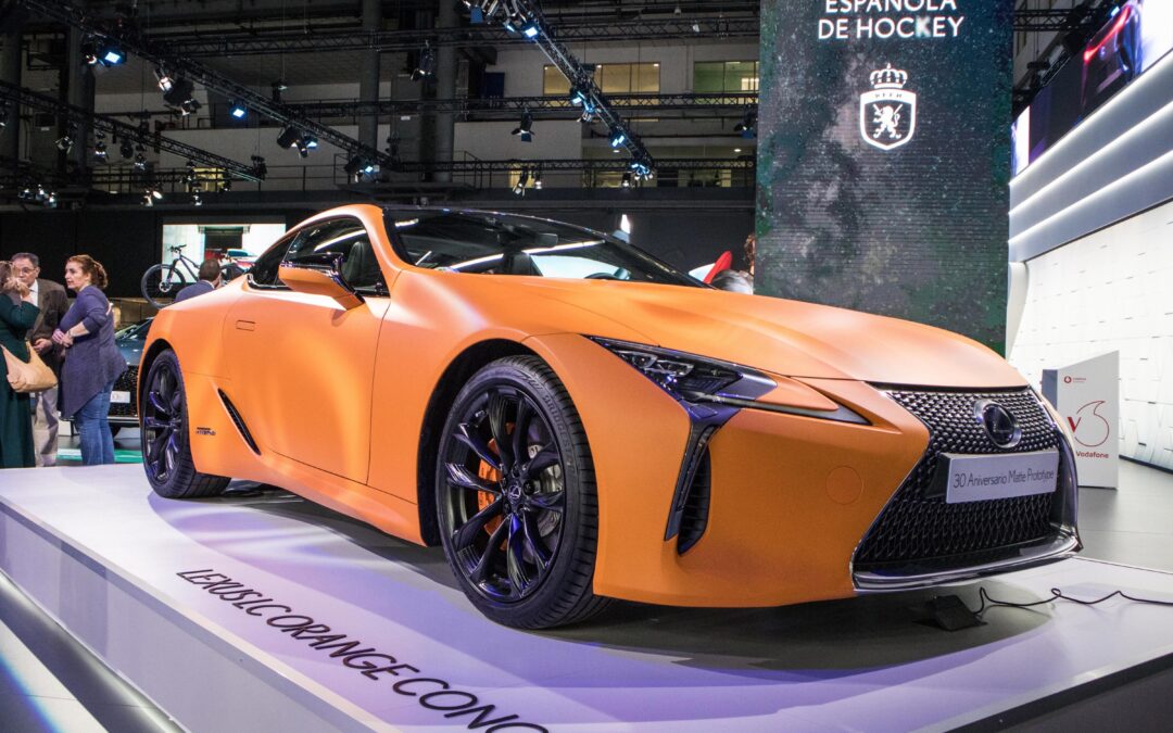 LEXUS LC500 ORANGE